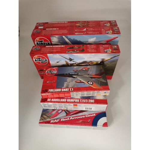 746 - Six British model aircraft kits, unmade, by Airfix, comprising RAF Red Arrows Gnat, 1:72; Folland Gn... 