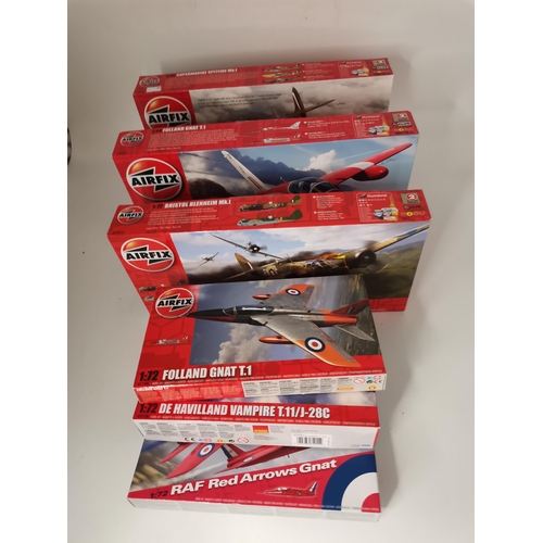 746 - Six British model aircraft kits, unmade, by Airfix, comprising RAF Red Arrows Gnat, 1:72; Folland Gn... 