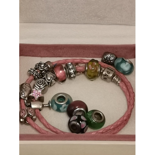 428A - A quantity of assorted gold, silver, costume and fashion jewellery, including a 14 carat rolled gold... 