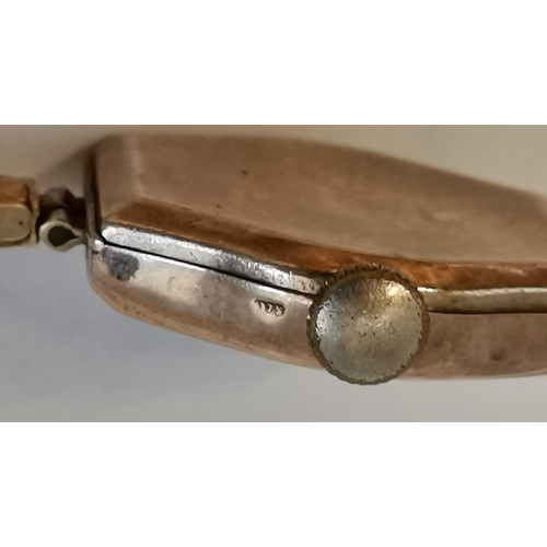 438 - A lady's 9 carat gold watch, the white circular dial signed Aoia 15 Jewels, with gilt Arabic numeral... 