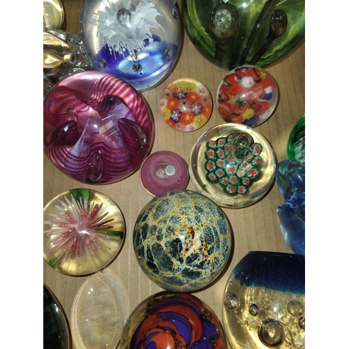 741 - Collection of glass paperweights