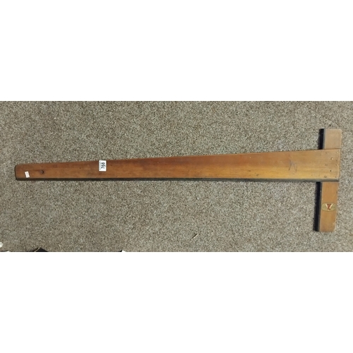 768 - Wooden barrier marked J Halden & Co Ltd, Part of vintage sewing machine on wooden base, vintage elec... 