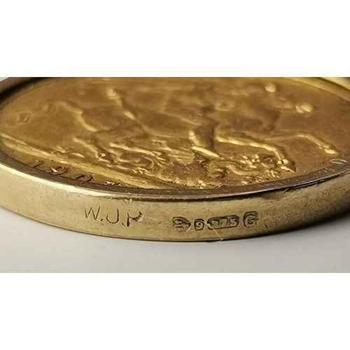 520A - An Edward VII full sovereign, 1905, to a 9 carat gold loose pendant mount, hallmarked 375. 9.5g gros... 