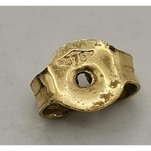 524 - Collection of gold jewellery - 9ct Gold two strand drop earrings, 9ct Gold Horn of life pendant plus... 