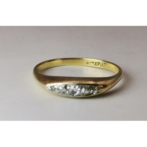557 - Three 9 carat gold gem-set rings, comprising a solitaire white stone to a square mount and cross-ove... 