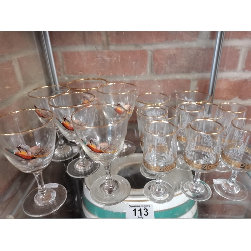 113 - Collection of vintage glasses x5 Pheasant design wine glasses, set of 6 sherry glasses plus others (... 