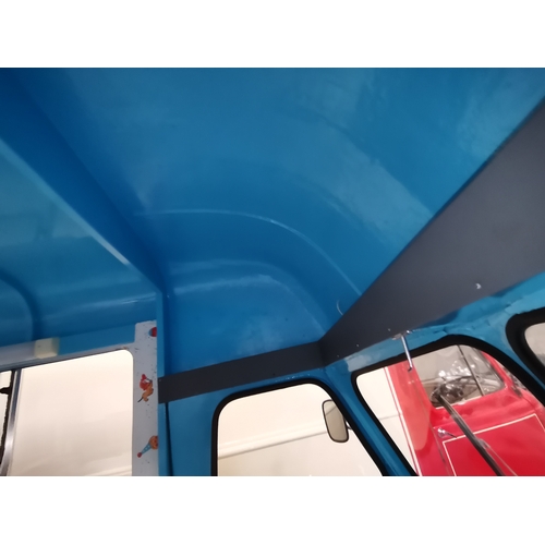 606 - Bedford 1960 Ice-cream van  - Specifically fitted historic Van - 1600cc 2-axle-ridgid body - TVY 121... 