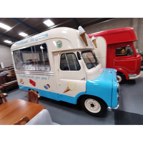 606 - Bedford 1960 Ice-cream van  - Specifically fitted historic Van - 1600cc 2-axle-ridgid body - TVY 121... 