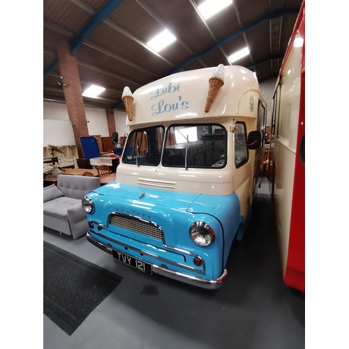 606 - Bedford 1960 Ice-cream van  - Specifically fitted historic Van - 1600cc 2-axle-ridgid body - TVY 121... 