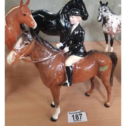 187 - Beswick Huntswomen on Bay Horse model 1730
