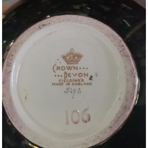 211 - A Collection of Carltonware Rouge Royale and Crown Devon (8)