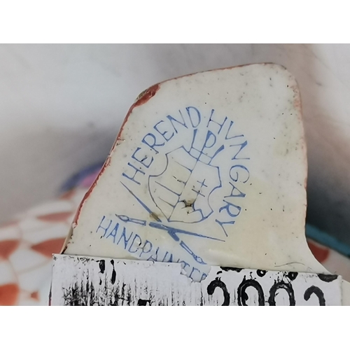 236 - A Herend Pelican In Rust Fishnet pattern plus Herend trinket dish