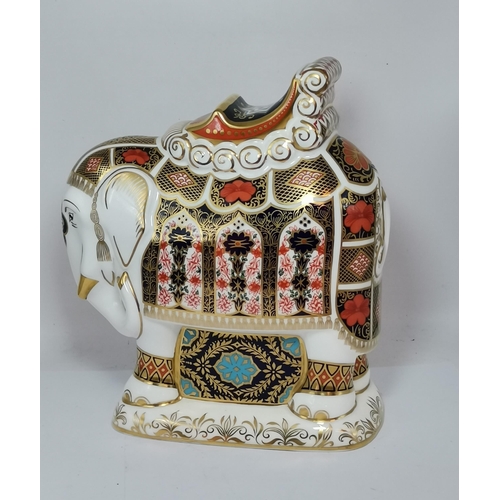 263 - A large Royal Crown Derby Elephant paperweight with silver stopper 21cm x W19cm
