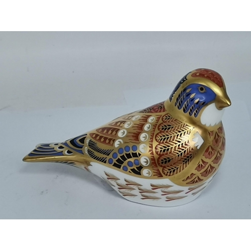 288 - Crown Derby Linnet and Crown Derby Bunting bird paperweights both with gold stoppers