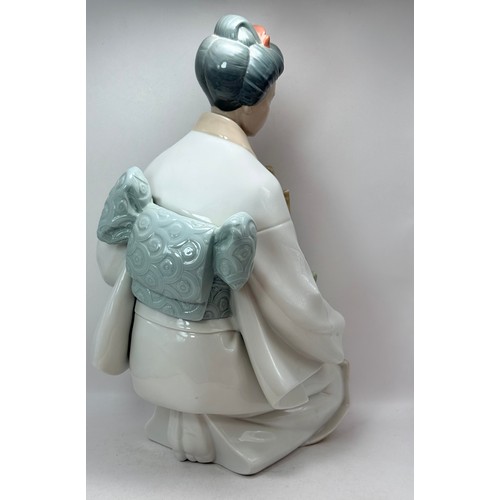  Large Nao Porcelain Figurines of Japanese Women in a Kimono arranging flowers Model number 1276 H34c... 