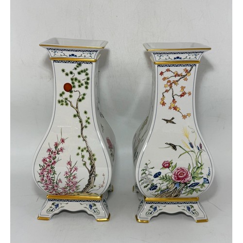 A Pair of Franklin Mint Footed Vases 'Flower Bird in December' from the Orient Collection H30cm
