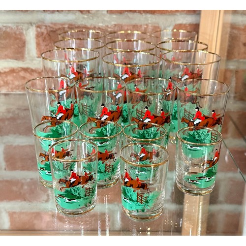  A Collection of Vintage hunting scene glasses including water tumblers and shot glasses (19)