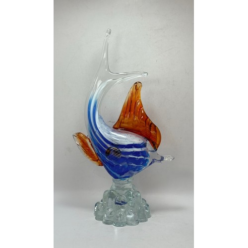 217 - Two Murano Glass Fish sculptures H29cm and 22cm