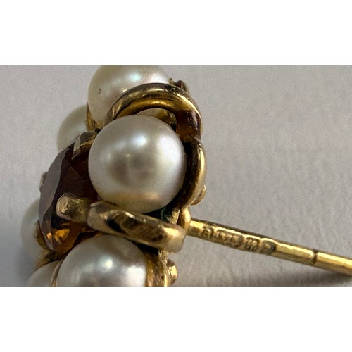 551 - Four pairs of assorted 9 carat gold pearl earrings, comprising a pair of studs, a pair of small pend... 