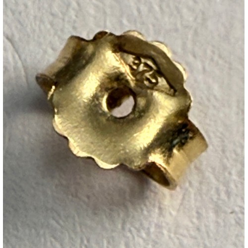551 - Four pairs of assorted 9 carat gold pearl earrings, comprising a pair of studs, a pair of small pend... 