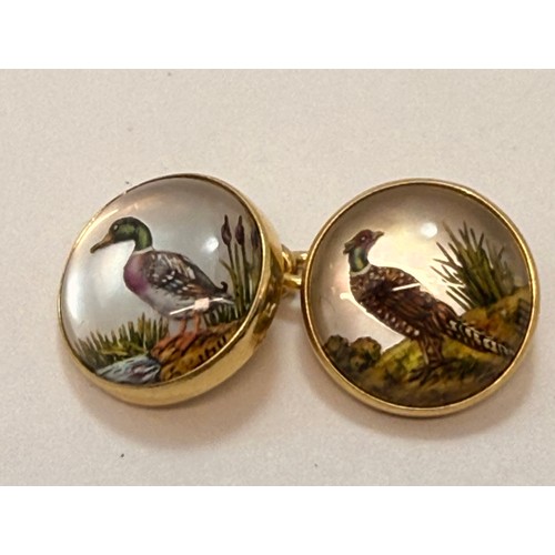 598 - A pair of 18 carat gold rock crystal reverse painted intaglio game bird double cufflinks by Deakin &... 