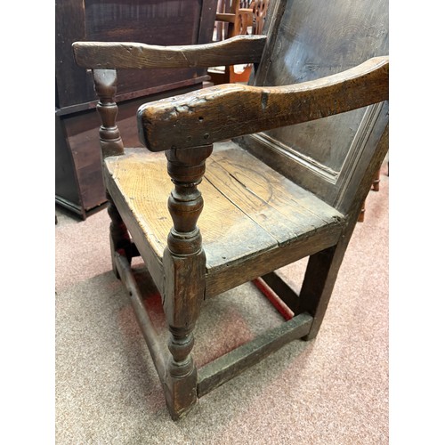 809 - A 17th century English oak Wainscot Armchair 
57cm wide x 48cm deep x 104cm high