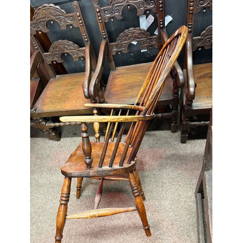810 - An 19th century ash and elm hoop back Windsor chair with splat back 38.5cm deep x 48cm wide x 102cm ... 