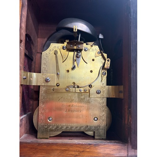 819 - A very elegant mahogany bracket clock by Ellicott & Smith, 17 Royal Exchange, London with an eight d... 