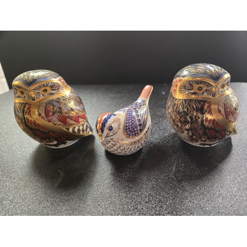 105 - Three Royal Crown Derby Paperweights Two Owls plus Goldcrest no stopper