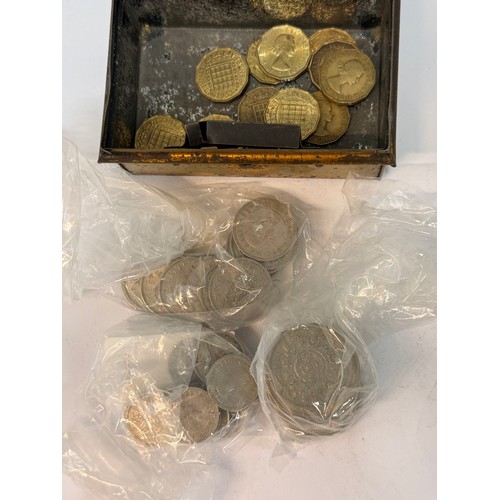 475 - A collection of miscellaneous coins and banknotes, British and foreign, George III and later, includ... 