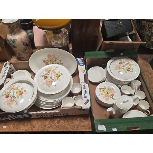 1188 - Two boxes of Wedgwood 'Summer Bouquet' pattern dinner service including tea and coffee pots