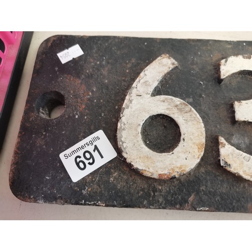 691 - Cast iron British Railways locomotive numberplate, raised numbers 