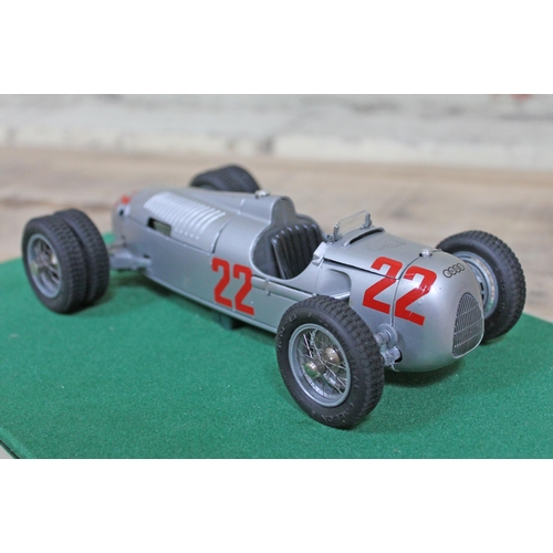 427 - A Gulliver Showcases Audi Union cast metal model, length 20cm, and display case.