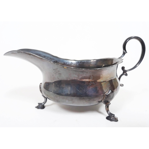 150 - A hallmarked silver sauce boat, length 16cm, wt. 4oz.