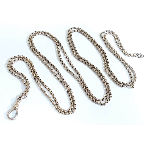 192 - A Victorian/Edwardian 9ct gold guard chain, length 140cm, wt. 21g.