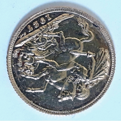 389 - A George V 1927 sovereign.