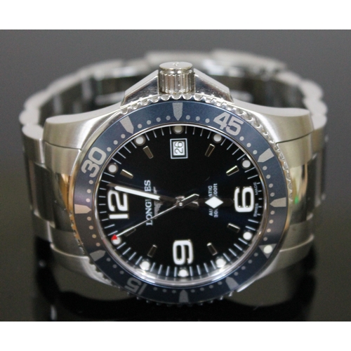 175 - A Longines Hydro Conquest Automatic stainless steel wristwatch, navy blue dial with luminous inlaid ... 