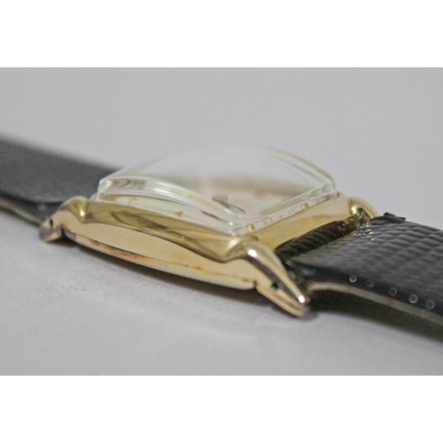 224 - An Art Deco Hamilton 14K gold filled gold wristwatch, width 24mm, later leather strap.