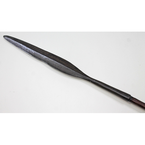 319 - A 19th Century Zulu spear, length 140cm.