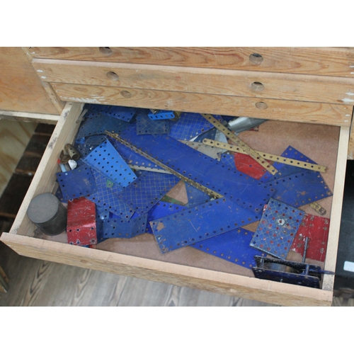 374 - Two wooden boxes of Meccano.