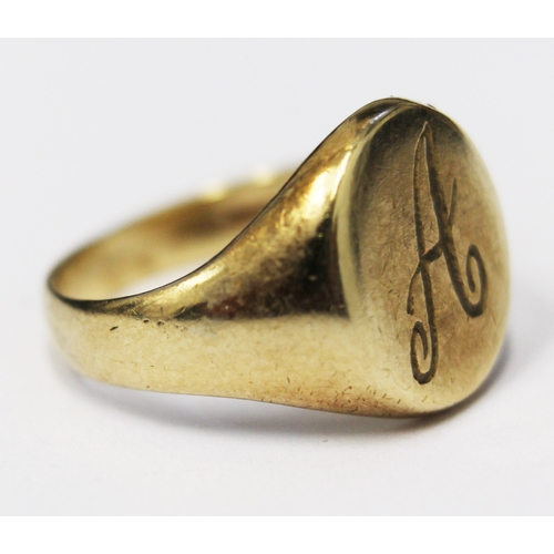 112 - A hallmarked 9ct gold signet ring, size L, gross weight 5 grams.