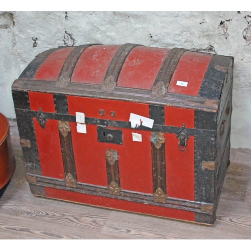 78 - A 19th century domed trunk, length 82cm.