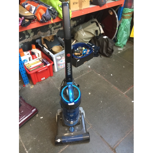 106 - A Hoover Blaze vac