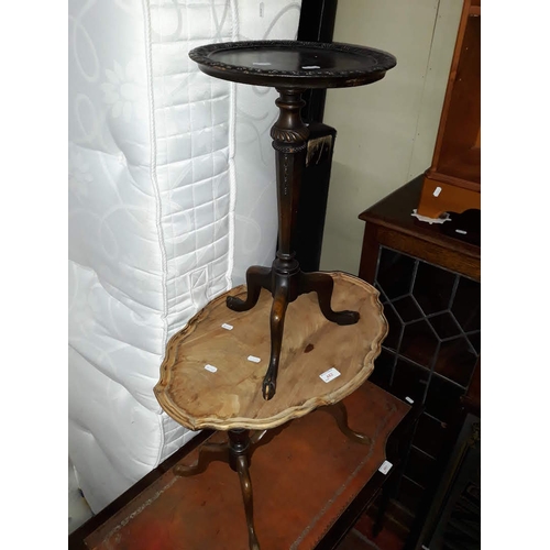 482 - An occasional table and a tripod table