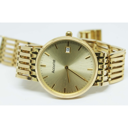 116 - A hallmarked 9ct gold unisex Accurist wristwatch on gold strap marked 9ct, with quartz movement in s... 