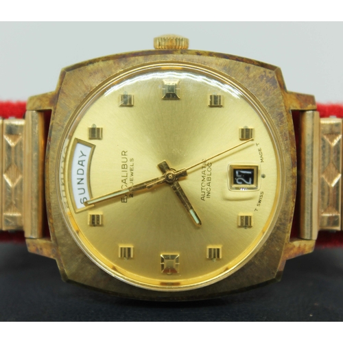 122 - A gent's 1970s Excalibur automatic incabloc stainless steel gold tone wristwatch, ref. 36035, the si... 