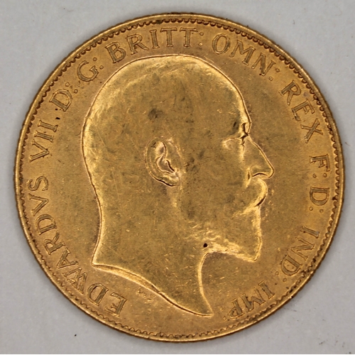 131 - An Edward VII 1910 half sovereign.