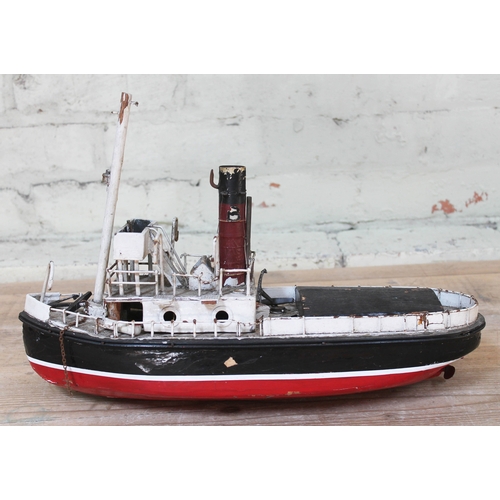 531 - A model wooden steam boat, length 42cm.