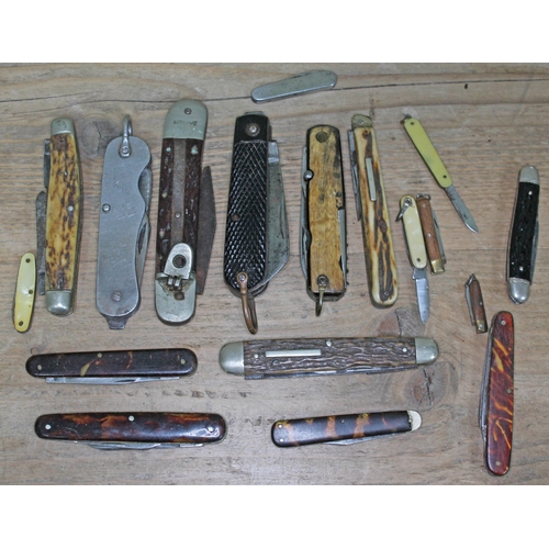 194 - A collection of twelve vintage penknives and six miniature penknives including horn handled.