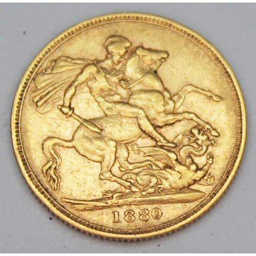 226 - Victoria 1880 sovereign.